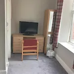 White Lodge Inn