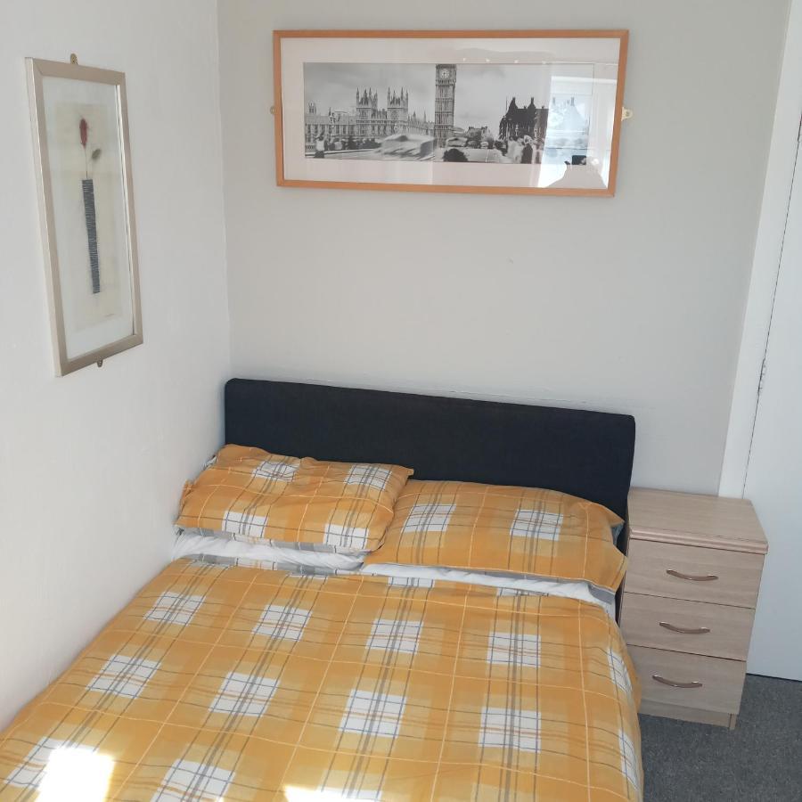 Bed & Breakfast White 3*